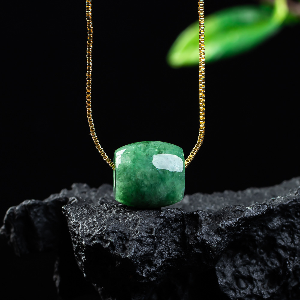 Beading - Pendentif en perles de Jade véritable